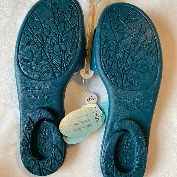 NWT OKA.b Sandals - Picture 6 of 7